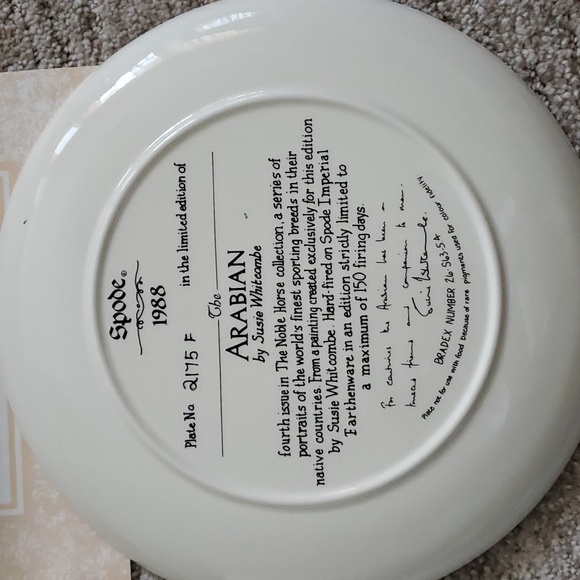 Spode The Noble Horse set of 2 Collector plates Limited Editions EUC - Picture 3 of 3